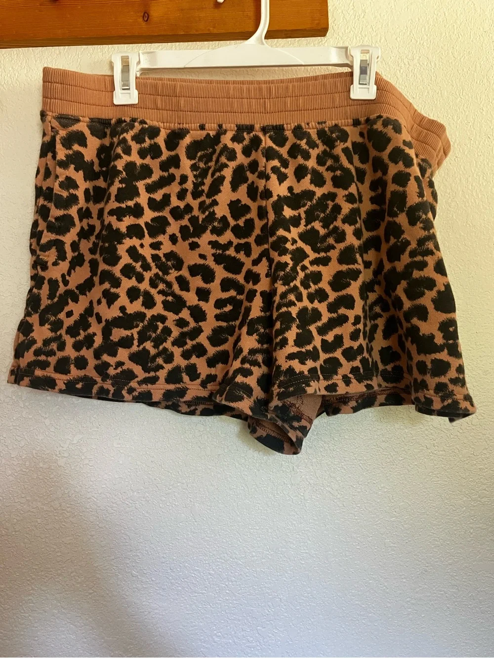Aerie Leopard Print Comfy Shorts Size XL